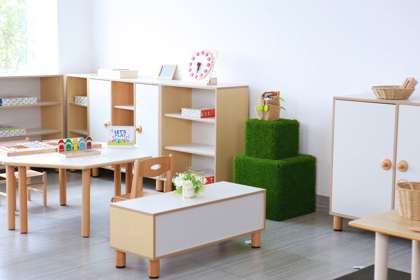 TODDLER 1-LAYER 3-COLUMN CABINET 40cm H (NL)