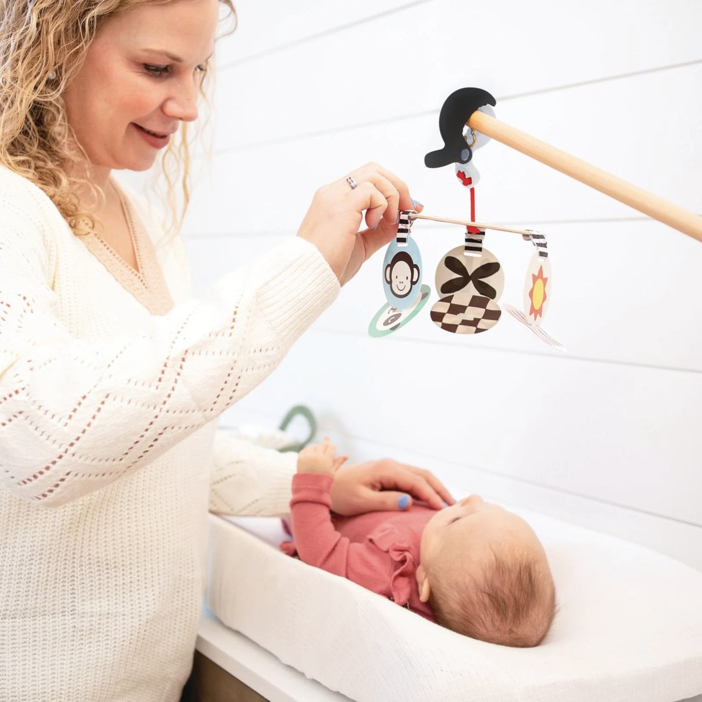 Infant Visual Contrast Travel Mobile