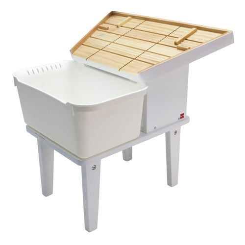 Wash Stand And Scrub-Board (NL)