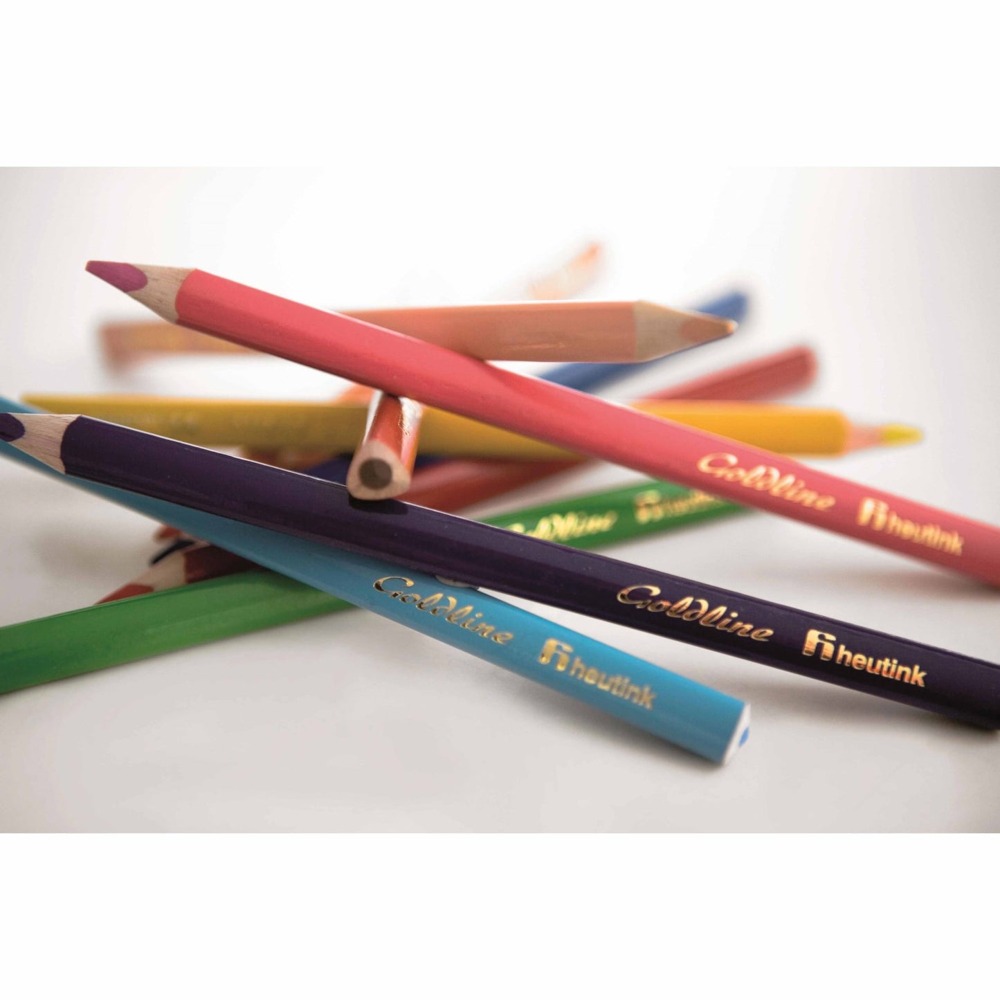 Coloured triangular pencils Goldline in metal tin (NL)