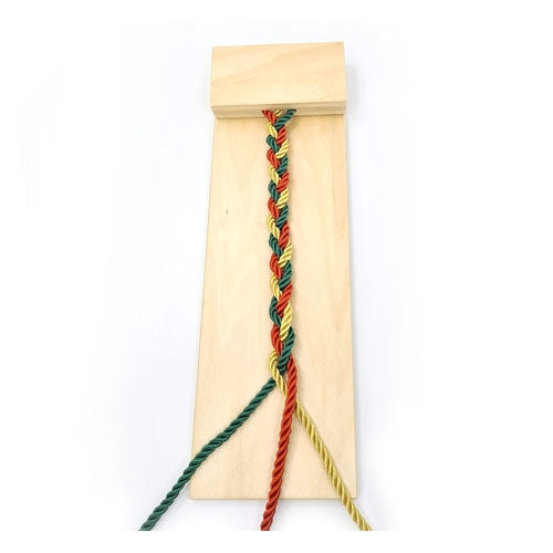 Montessori Plaiting Board