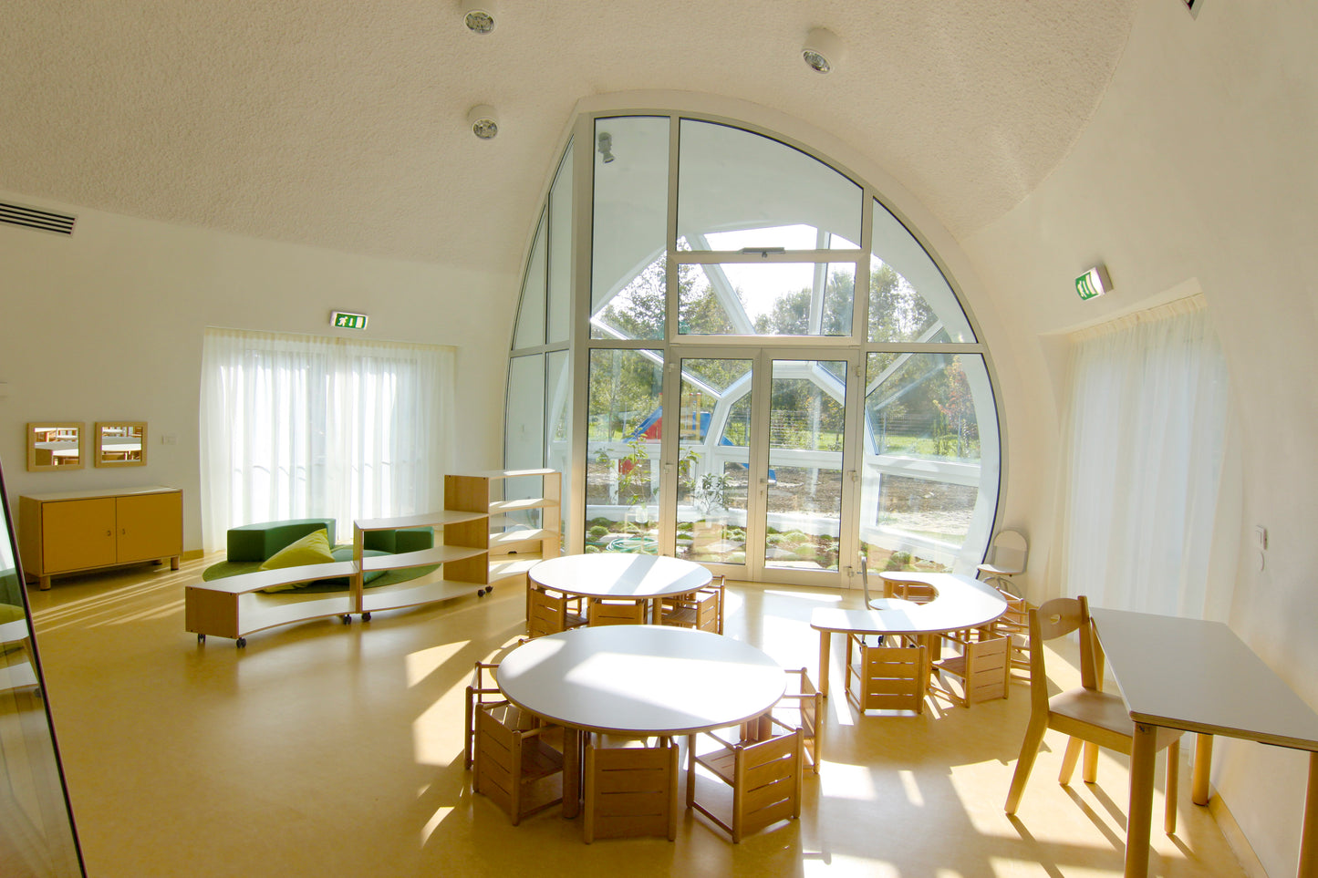 ROUND WOODEN TABLE TOP - 90cm diameter (NL)