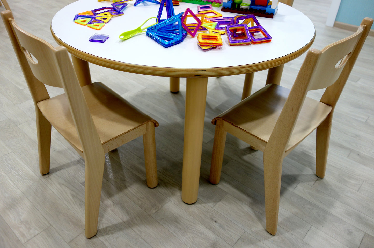 SET OF 4 WOODEN TABLE LEGS (NL)