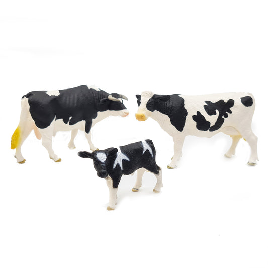 Friesian Cattle Family Pack