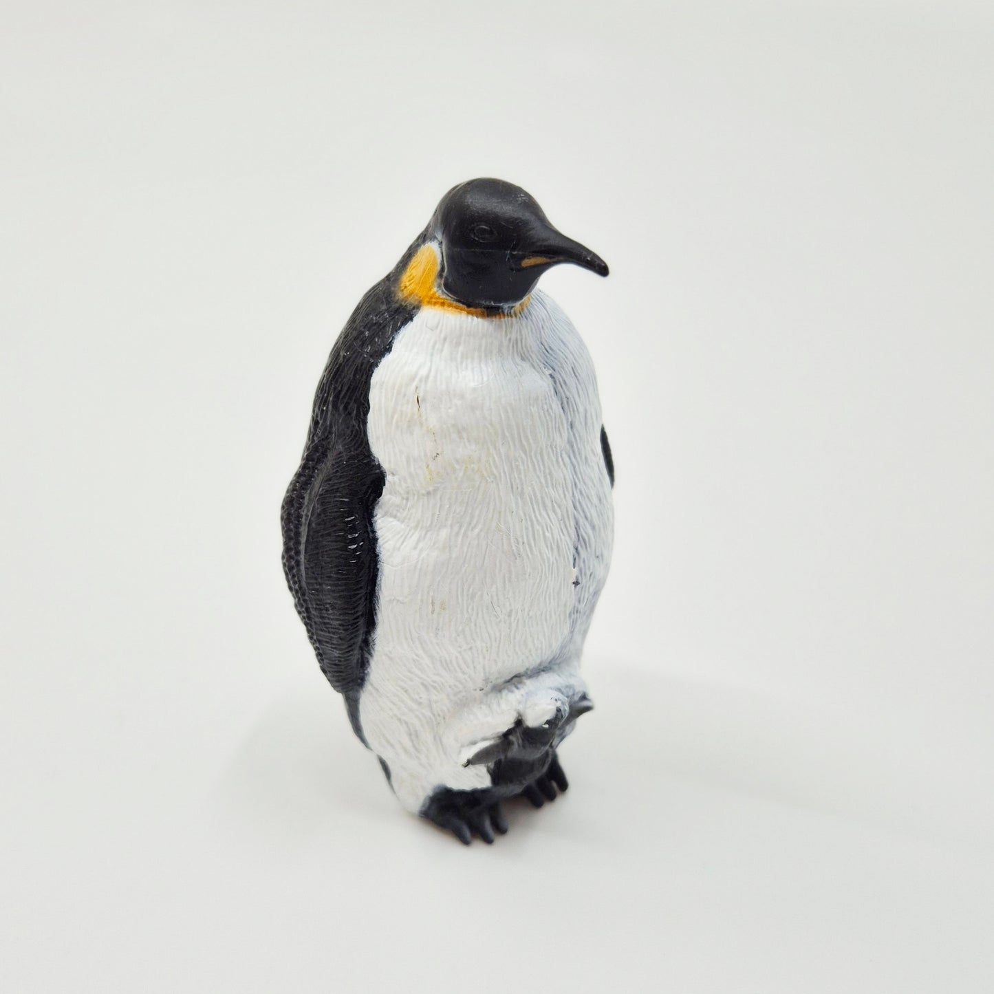 Animals of Antarctica: Penguin with chick