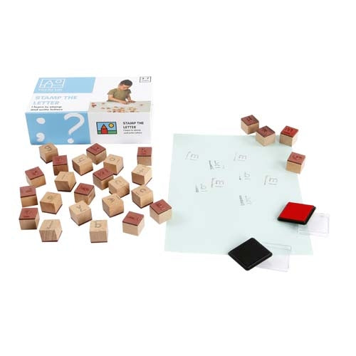 Wooden letter stamps: Stamp the letter